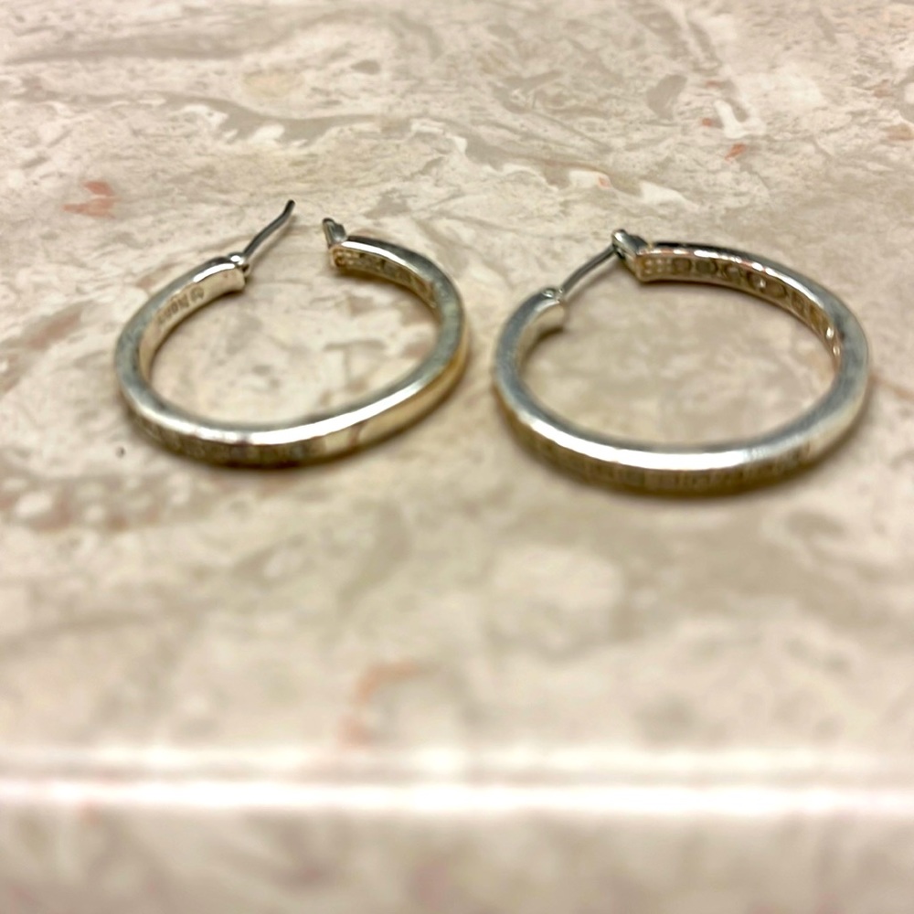 Small/medium size hoop earrings